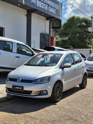 VOLKSWAGEN FOX 1.0 MI TRENDLINE 8V FLEX 4P MANUAL